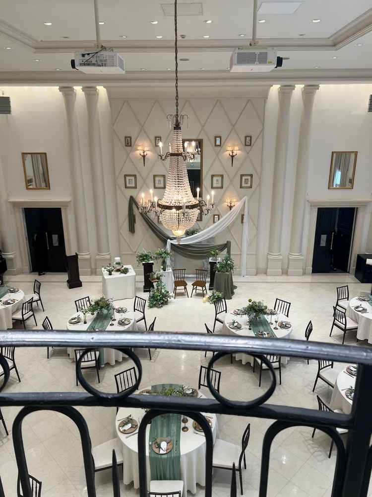 2階から登場することもできるそうです！