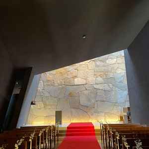 唯一無二のチャペル。映える。かっこいい