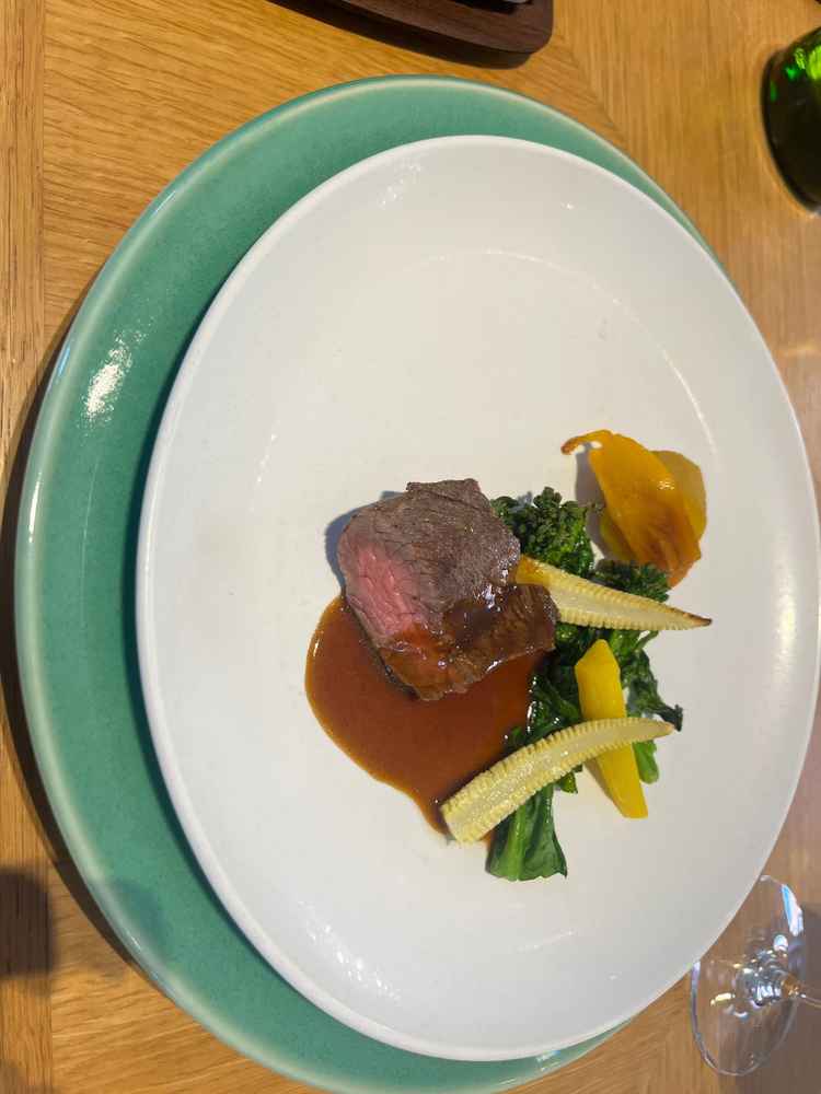 メインメニューの牛ヒレ肉です。柔らかくて美味しかったです。