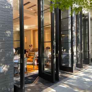 披露宴会場のバルコニー