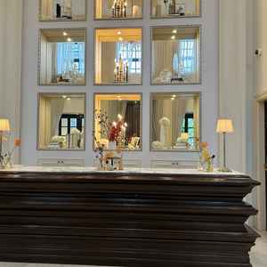 受付の場所もとても綺麗でウェルカムボードや他の飾りもおけるようなスペースでした。