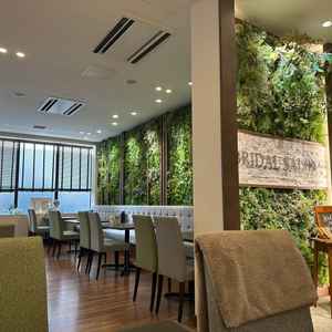 プランナーさんとお話ししたブライダルサロン。綺麗で、可愛いメッセージとお菓子もありました。