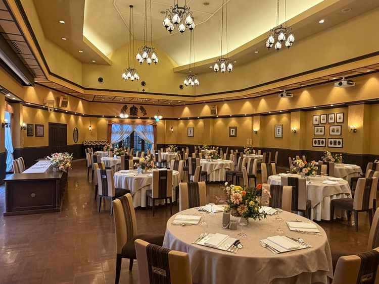 ３つある披露宴会場のひとつ。各会場には専用の庭もあり、他の会場のゲストと一緒になることはないです。