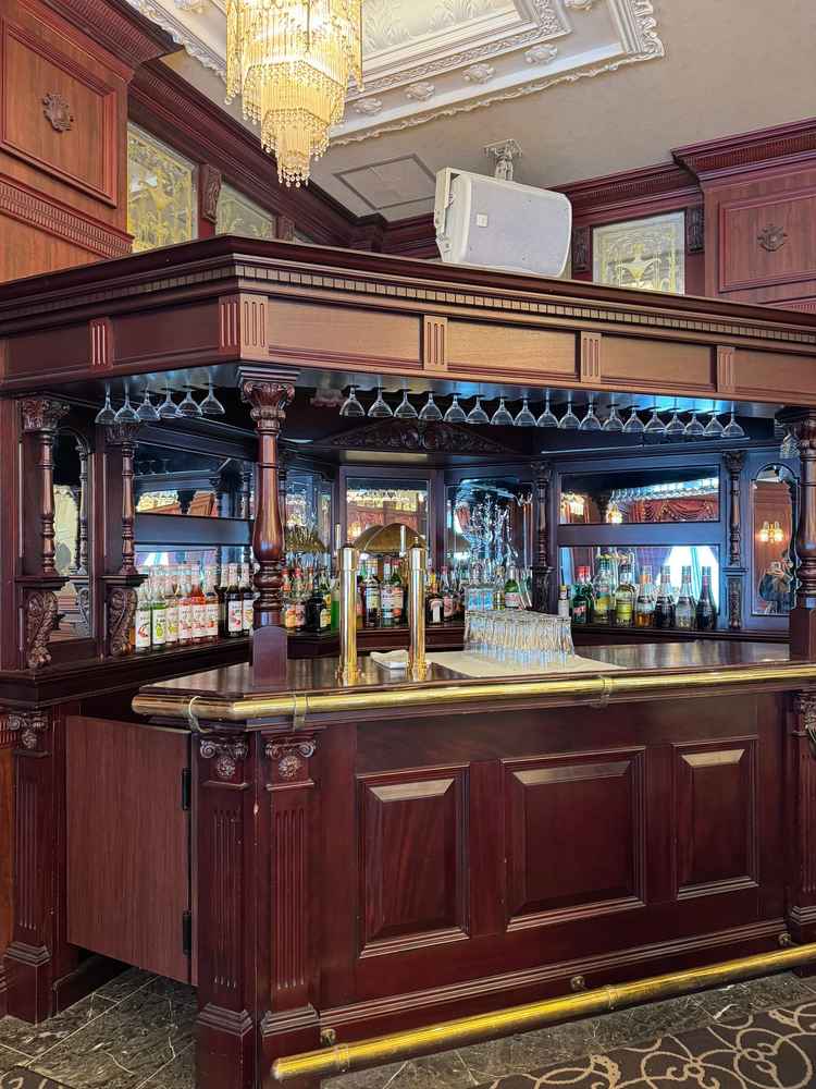 バーカウンター