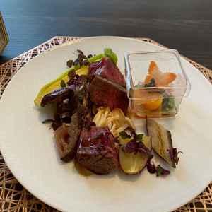 宴会場の真横がキッチンなので、出来立ての料理をいただくことができる。美味でした。
