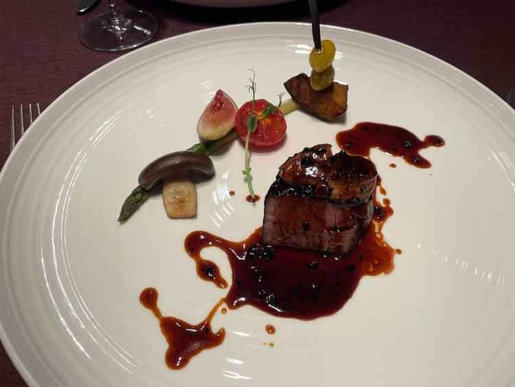 肉料理の写真です