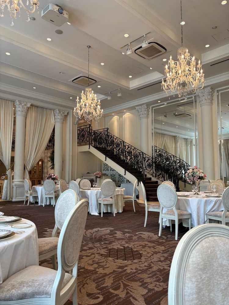 披露宴会場　階段