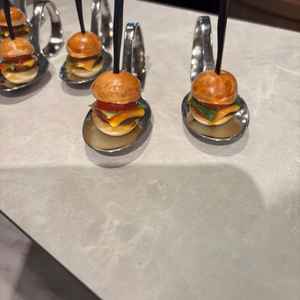 可愛らしいハンバーグが美味しかったです。