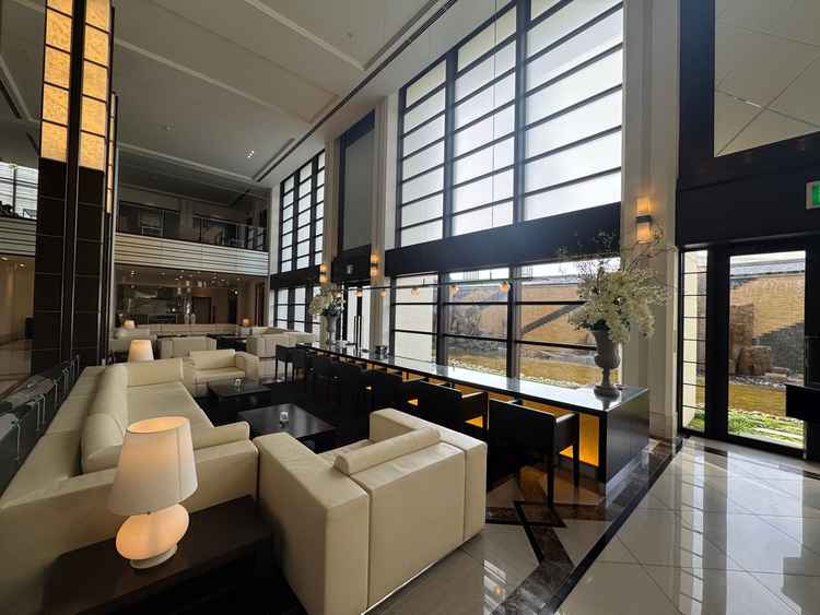 待合室が広々としていて、開放感に溢れていました。