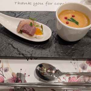 前菜の海老の茶碗蒸し美味しかったです。