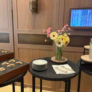 ウェルカムドリンク&ウェルカムフード。2人に合わせてアレンジしてくださいました。