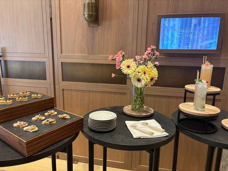 ウェルカムドリンク&ウェルカムフード。2人に合わせてアレンジしてくださいました。