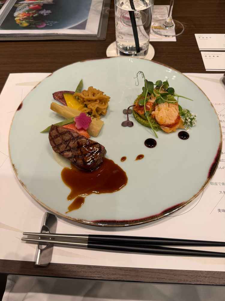 試食ででた料理ですがメインのお肉は、実際のコースでも出るみたいで美味しいと思います