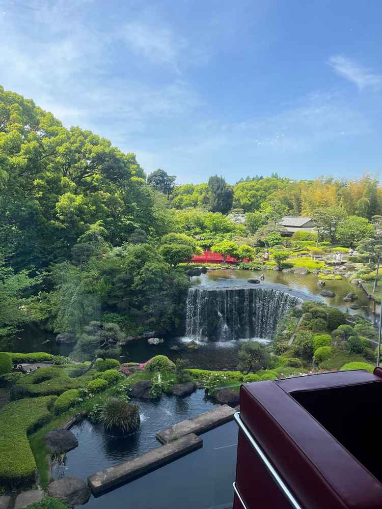 日本庭園の風景。都会とは思えない雄大な自然が素敵でした。
