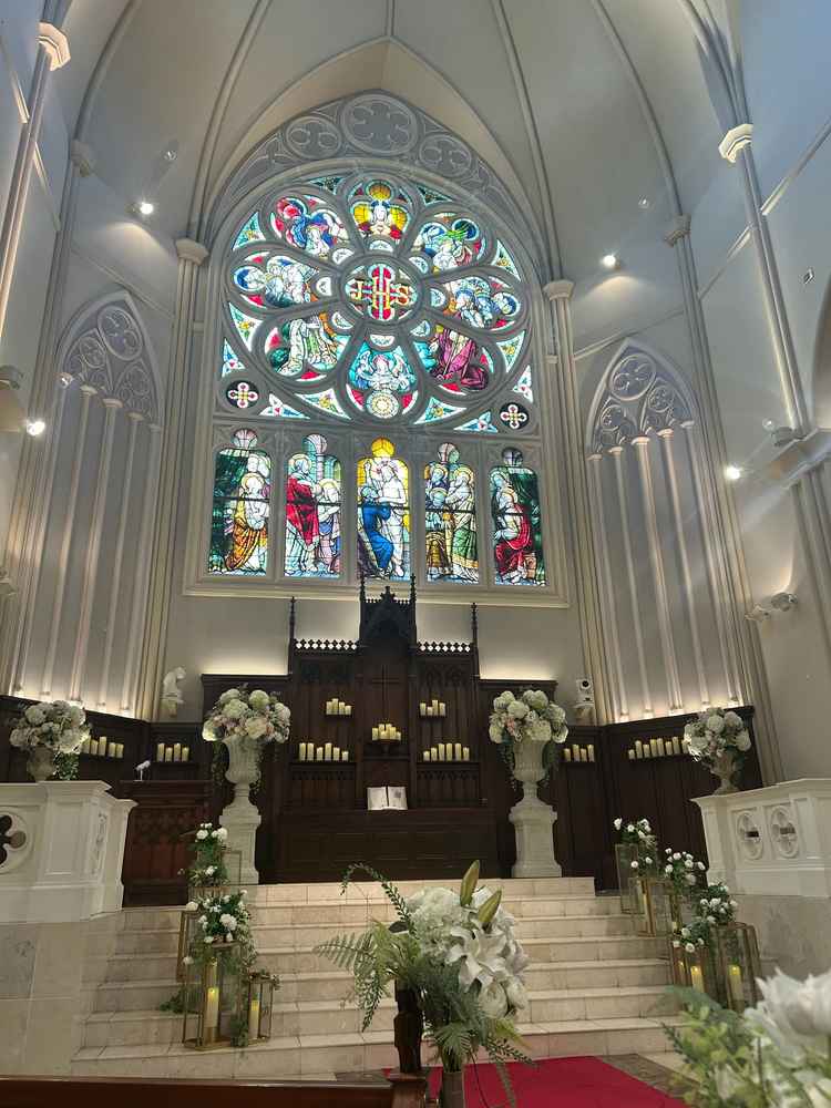 大聖堂、ステンドグラスが素敵なチャペル