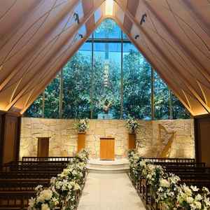 温かみの感じる挙式会場