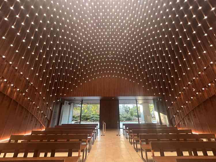 チャペルの階段上から見た景色。