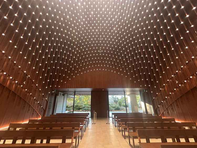 チャペルの階段上から見た景色。