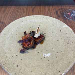 試食でいただいたお肉料理。レストランということもあり、どのお料理も絶品でした。