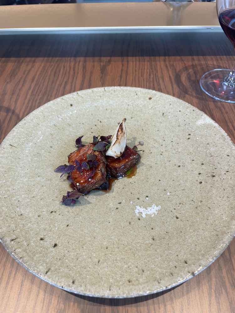 試食でいただいたお肉料理。レストランということもあり、どのお料理も絶品でした。