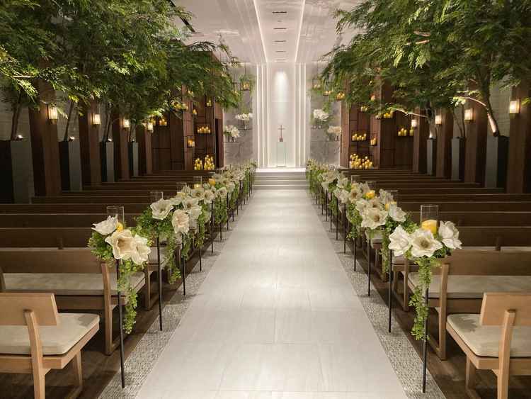 チャペルの写真。緑があり、落ち着いたイメージでした。