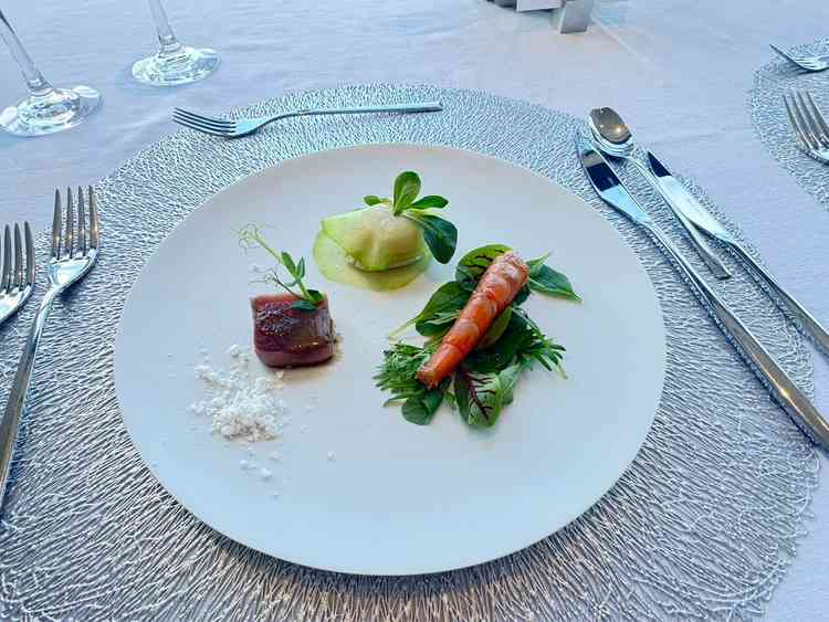 前菜です。どれもとても美味しかったです。