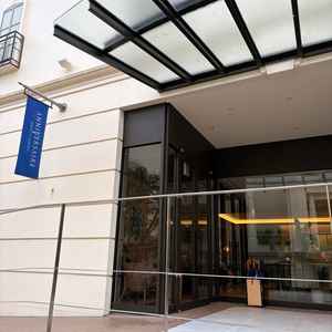 披露宴会場側の建物の出口