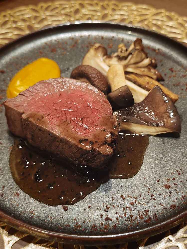 試食で提供された料理