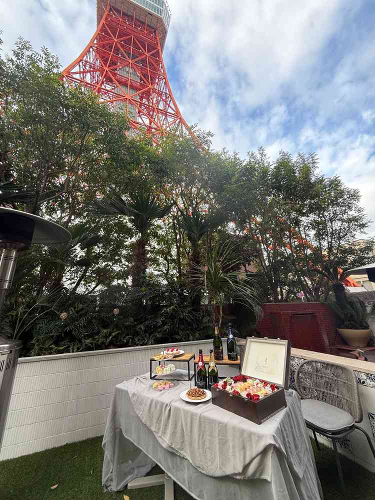 東京タワーを望めるガーデン。写真映えする場所だと感じた。