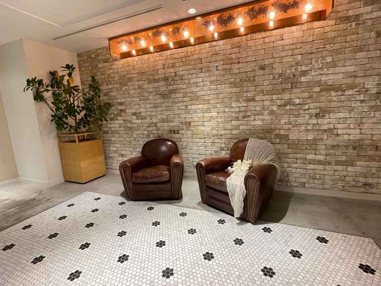 エレベーターホール、こちらも自由に装飾可能