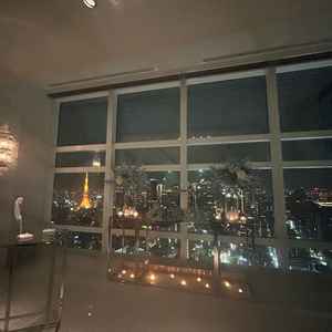 見学した夜のチャペルの写真。