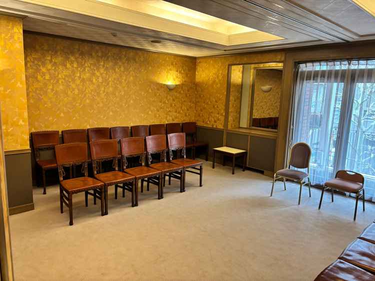 親族控室です。