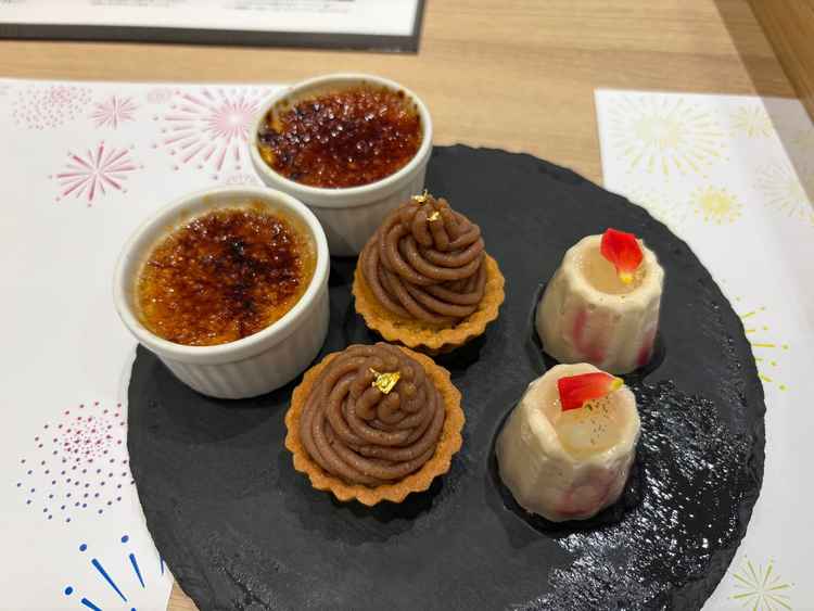 試食のデザート。どれも繊細な味わいで美味しかったです。
