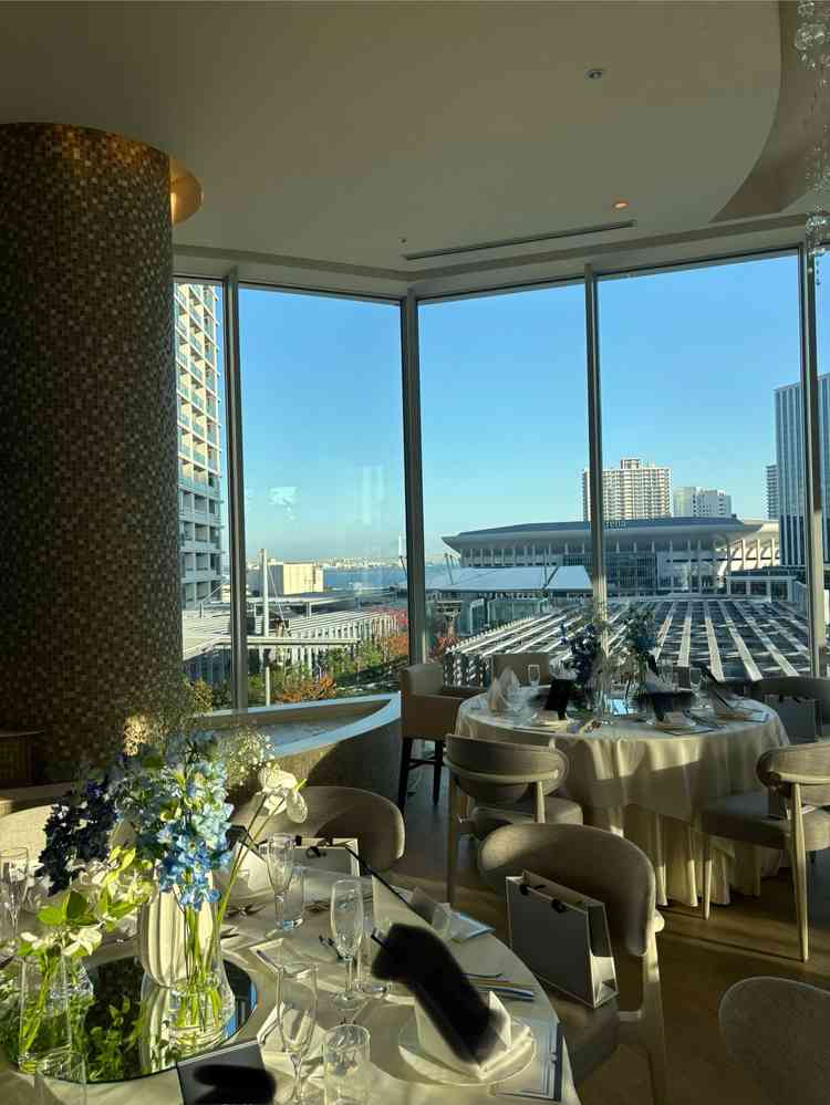 【披露宴会場】ベイブリッジが見え、景色も素敵。