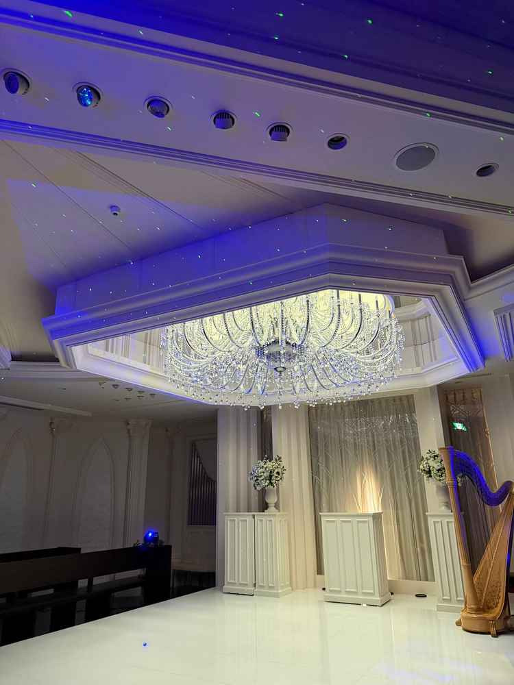 チャペルの壇上