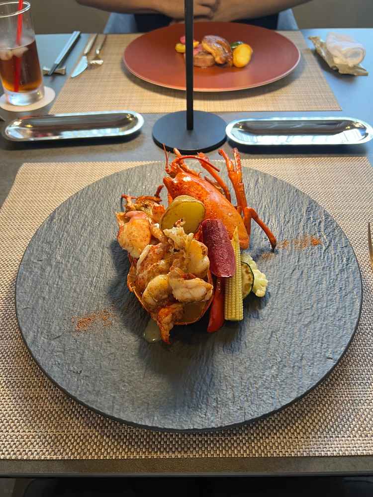 試食した料理です。見た目も美しく、とても美味しかったです。
