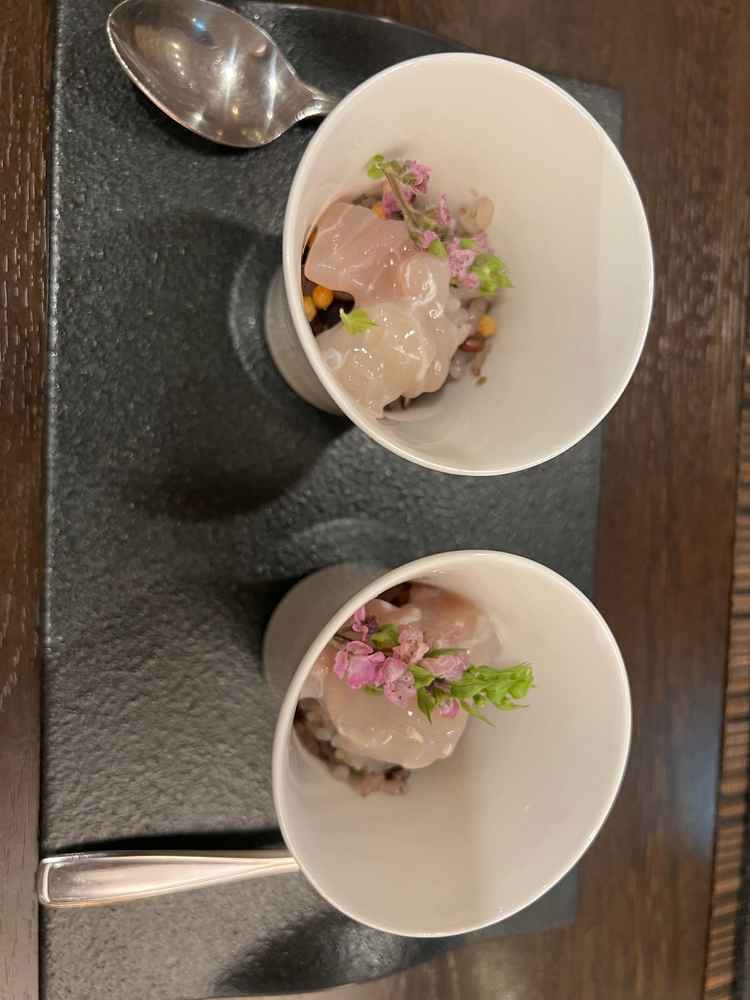 締めの鯛茶漬け。