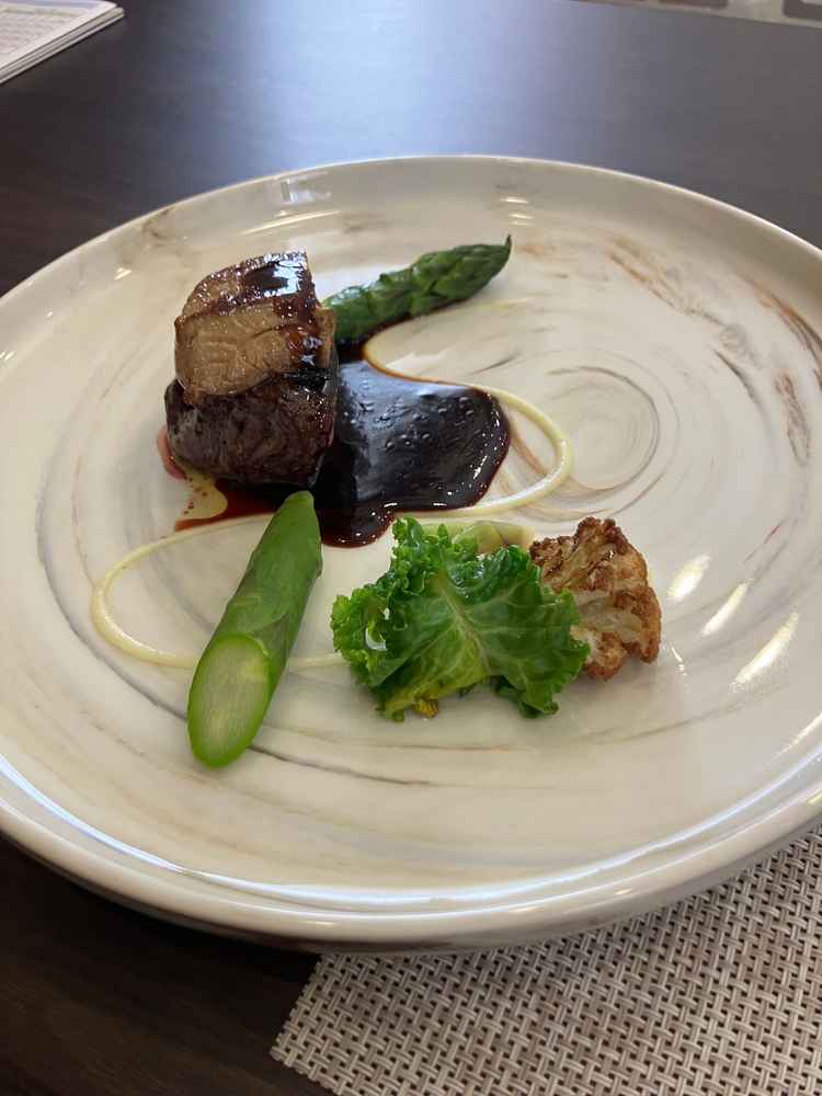 こちら試食のメインです。とても牛肉がおいしい