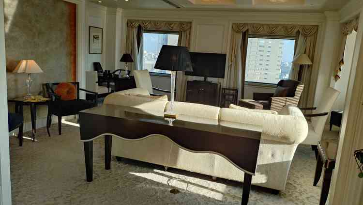 スイートルームの待合室