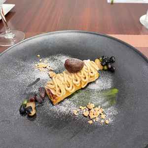 デザート、豆が美味しかった。