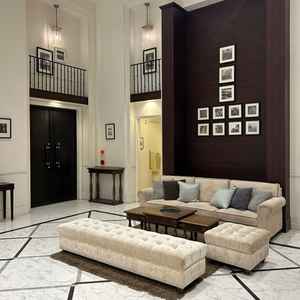 待合室の様子。いろいろな装飾ができる。