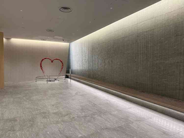 チャペルは2種類あります。写真のところは入口から水が流れており雰囲気が素敵でした。