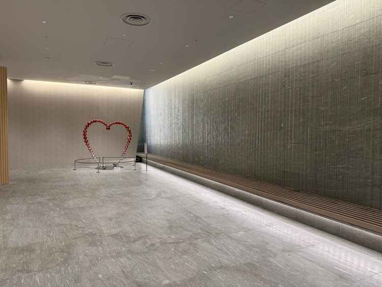 チャペルは2種類あります。写真のところは入口から水が流れており雰囲気が素敵でした。