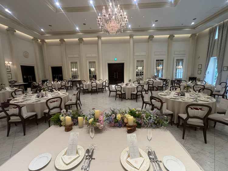 ヴィクトリア披露宴会場