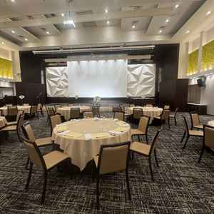 披露宴会場　プロジェクションマッピング　珍しい演出ができる