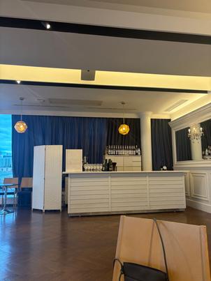 披露宴会場にあるドリンクカウンター