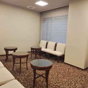 個室の待合室が2部屋あり、両家で分かれて式を待つことが出来るところも気に入りました。