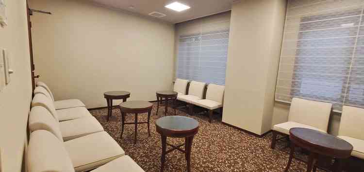 個室の待合室が2部屋あり、両家で分かれて式を待つことが出来るところも気に入りました。