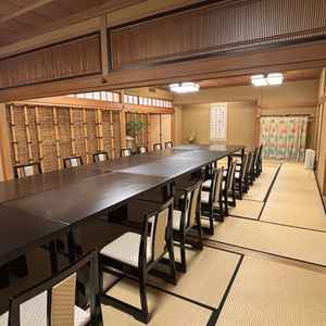 披露宴会場　桃林