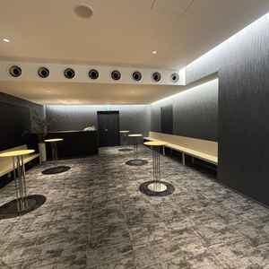 チャペルの前室です。こちらも和な雰囲気です。ここで披露宴のクイズや、誓いのスタンプなど行うそうです。